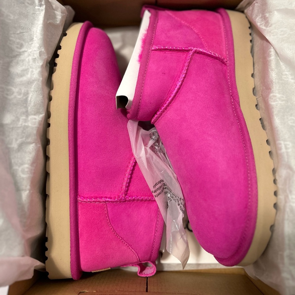 UGG Fuchsia Women's Winter Booties